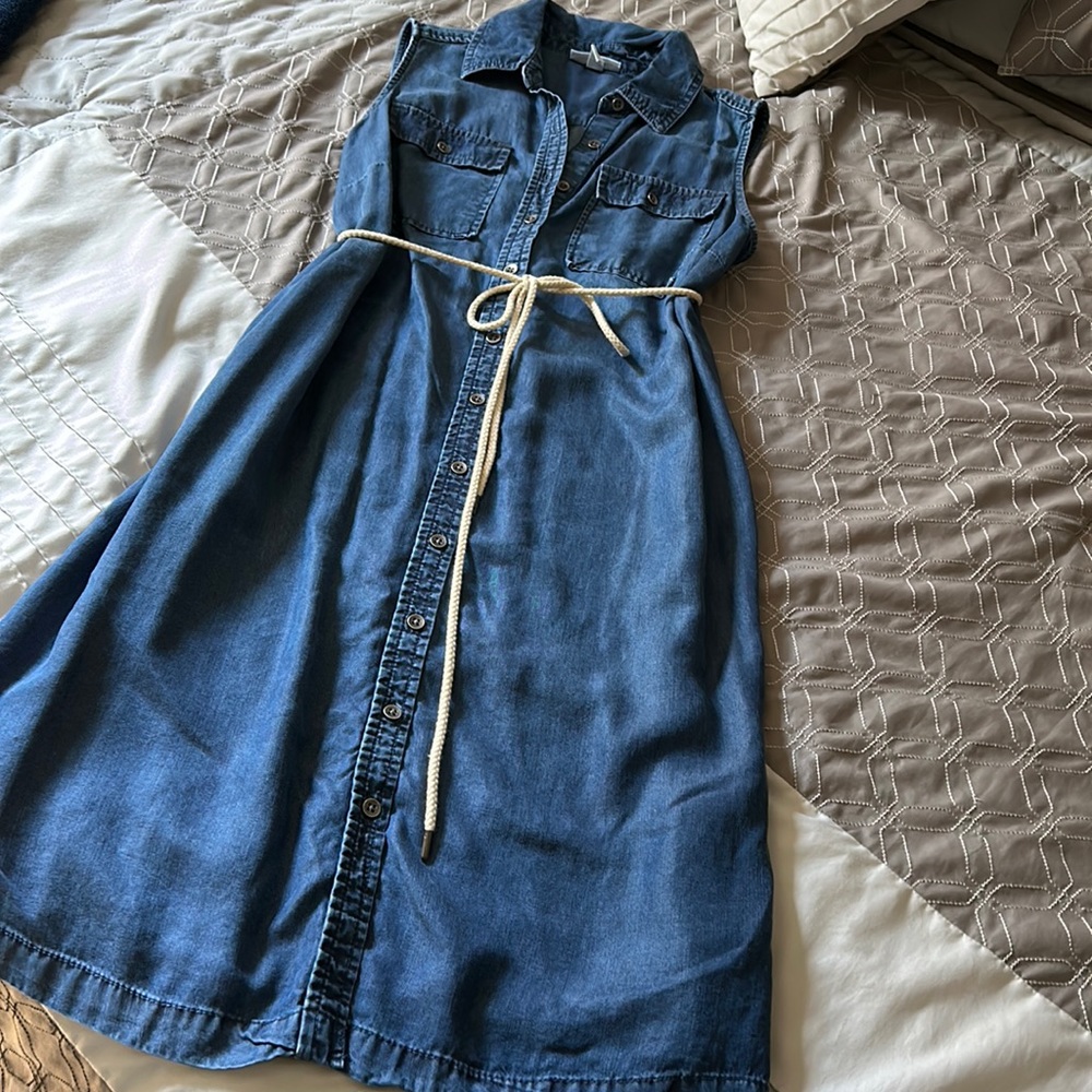 LIZ LANGE MATERNITY-Sm-blue Jean midi dress